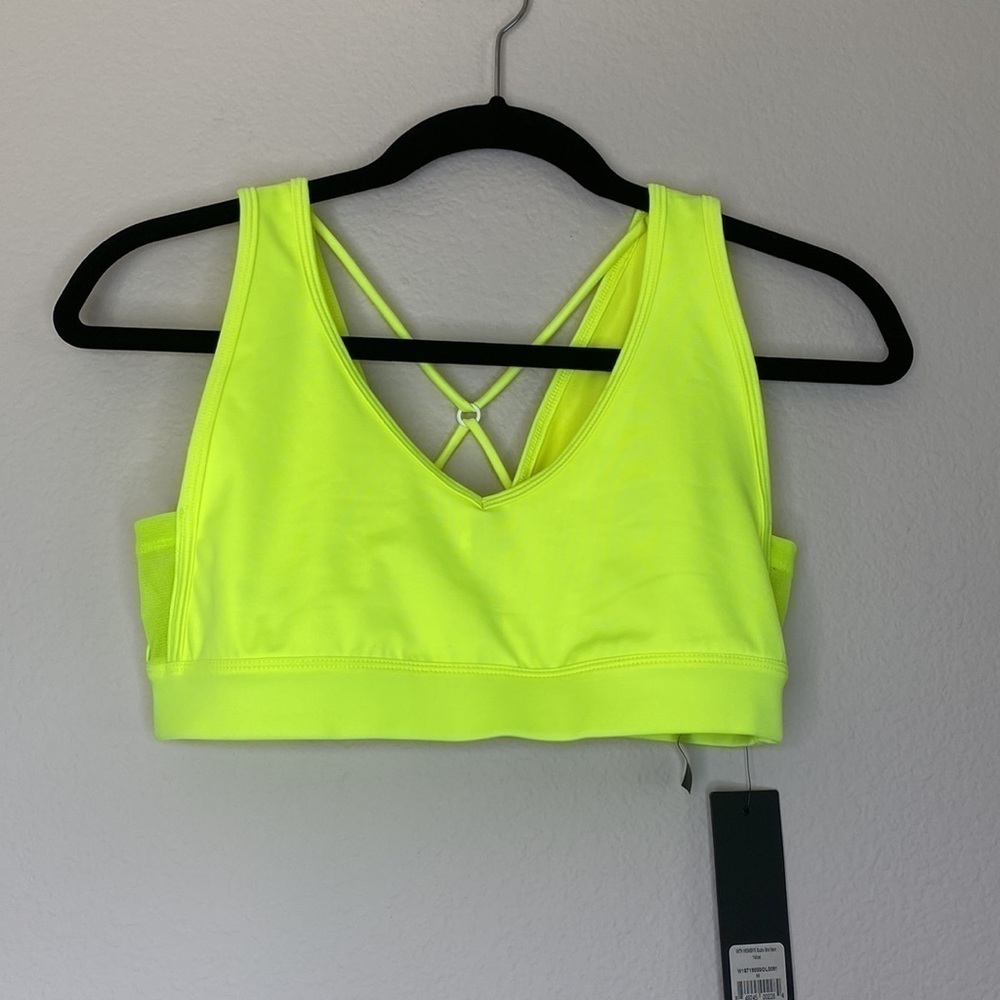 Wear it to heart studio womens bra Sz medium NWT